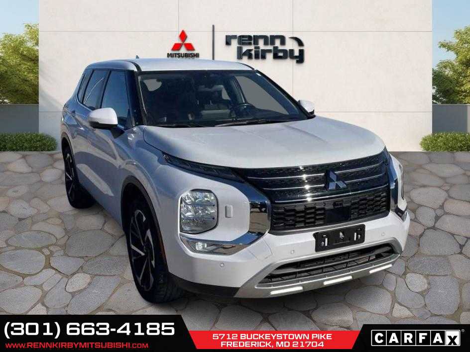 Used 2022 Mitsubishi Outlander SE image 7