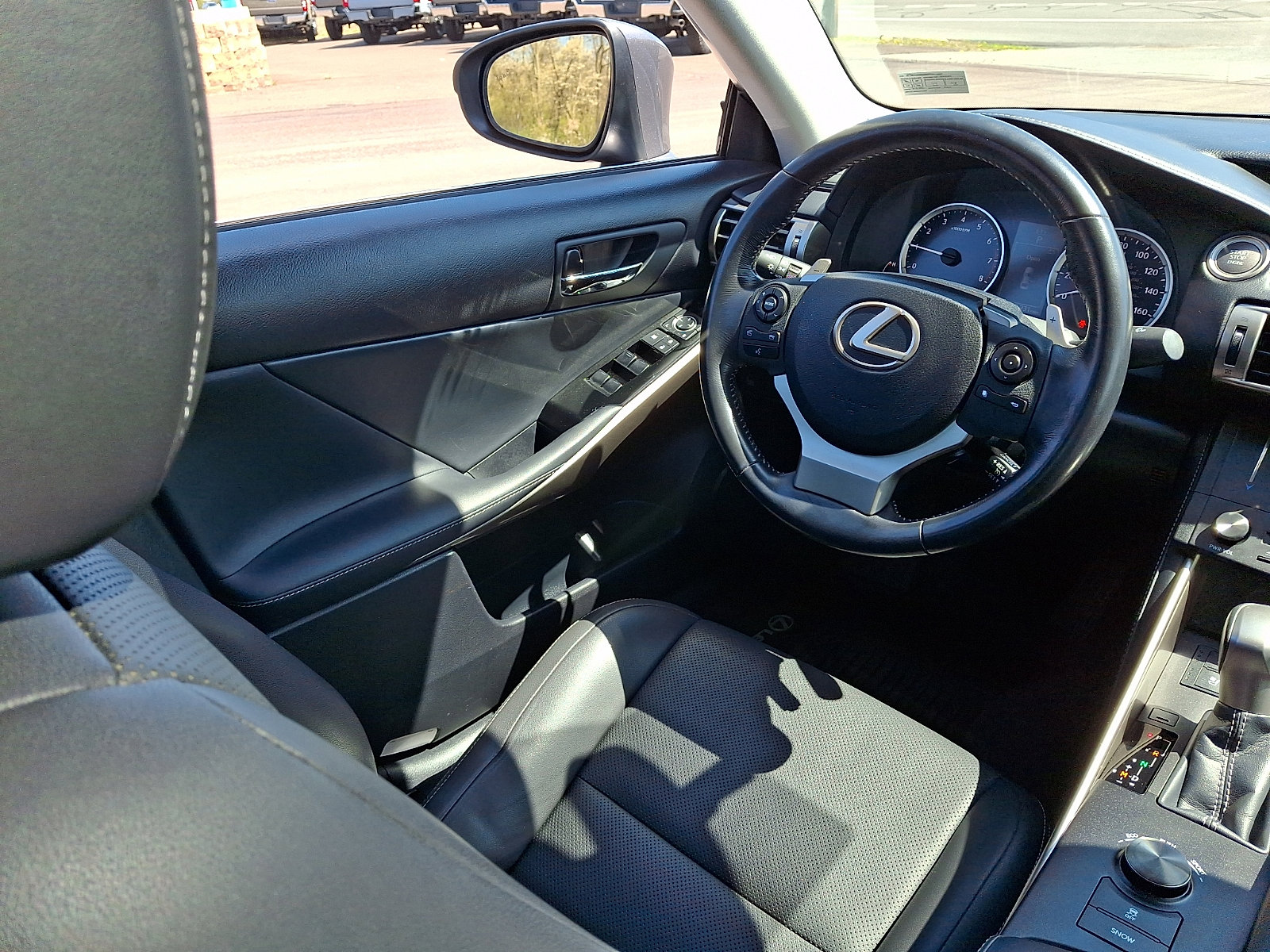 Used 2016 Lexus IS 300 AWD w/ Navigation System Package image 14
