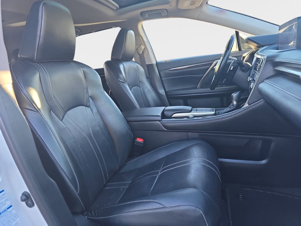 Certified 2022 Lexus RX 450hL Luxury w/ Cold Area Package (CT) image 10