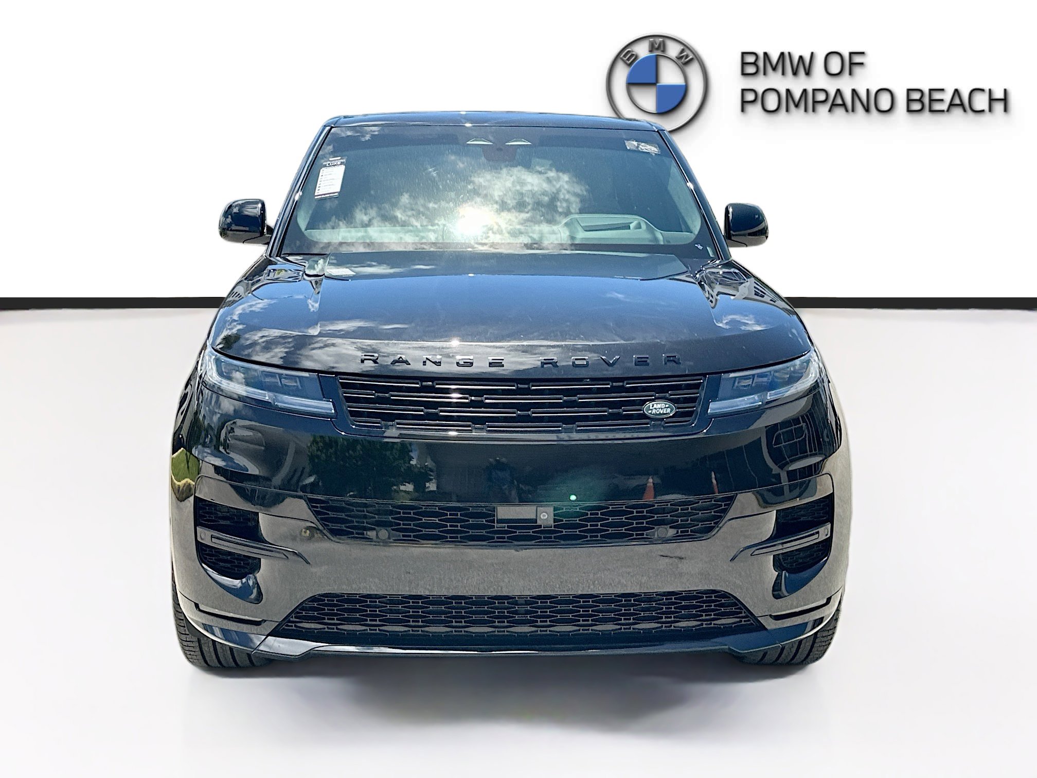 Used 2025 Land Rover Range Rover Sport Autobiography AWD/4WD image 2