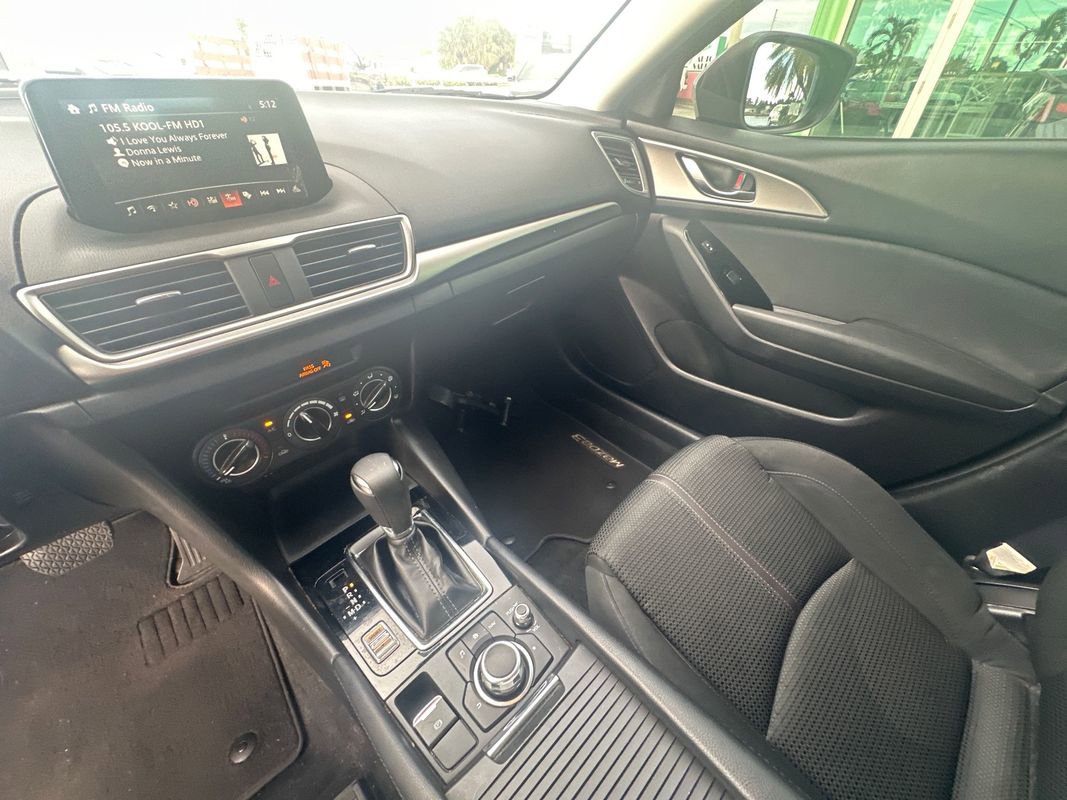 Used 2018 MAZDA MAZDA3 Sport w/ Preferred Equipment Package image 11