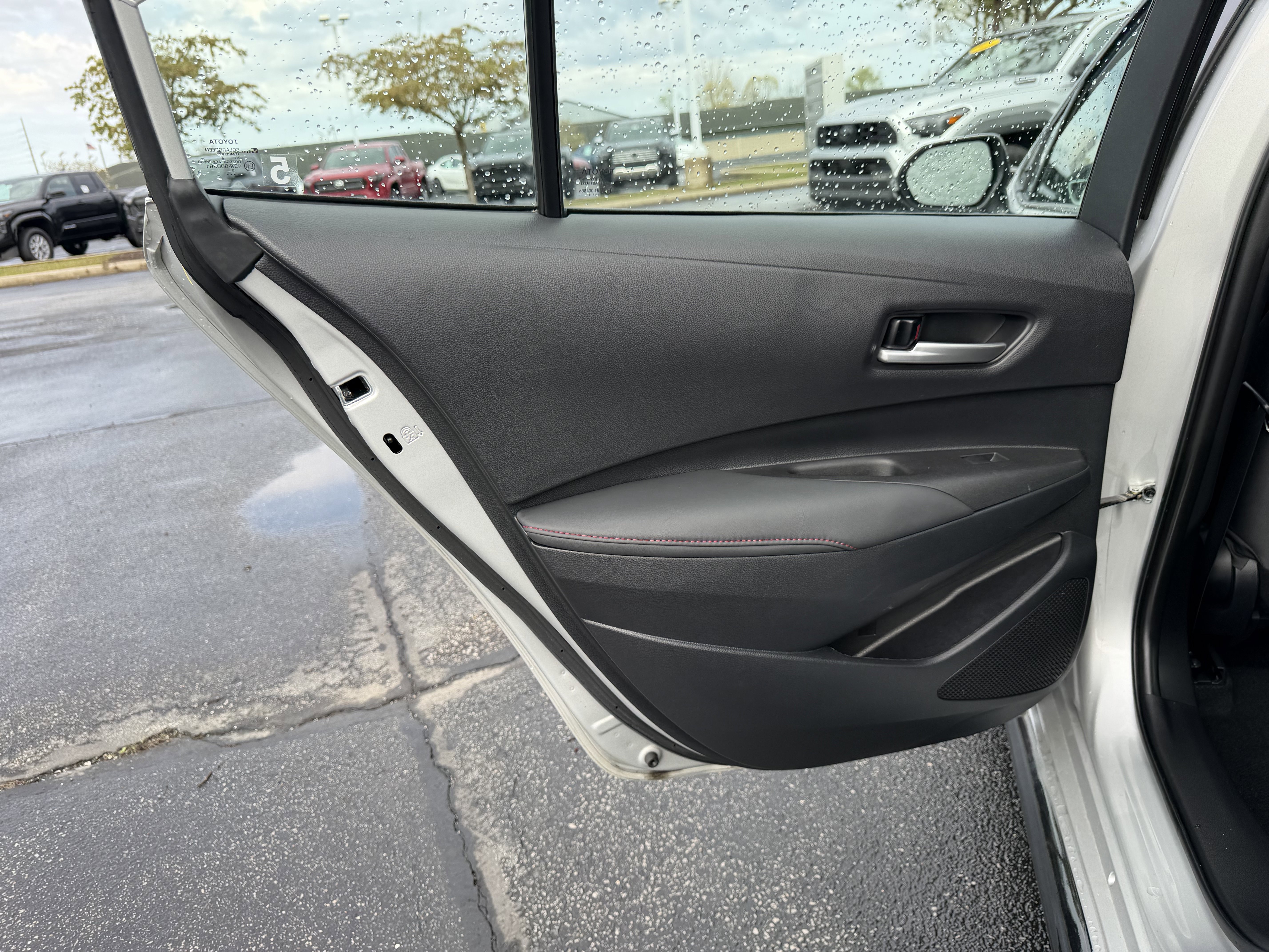 Certified 2024 Toyota Corolla SE FWD image 19