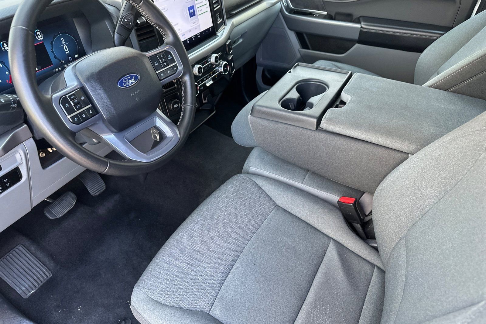 Used 2025 Ford F150 XLT w/ Equipment Group 301A Standard image 10