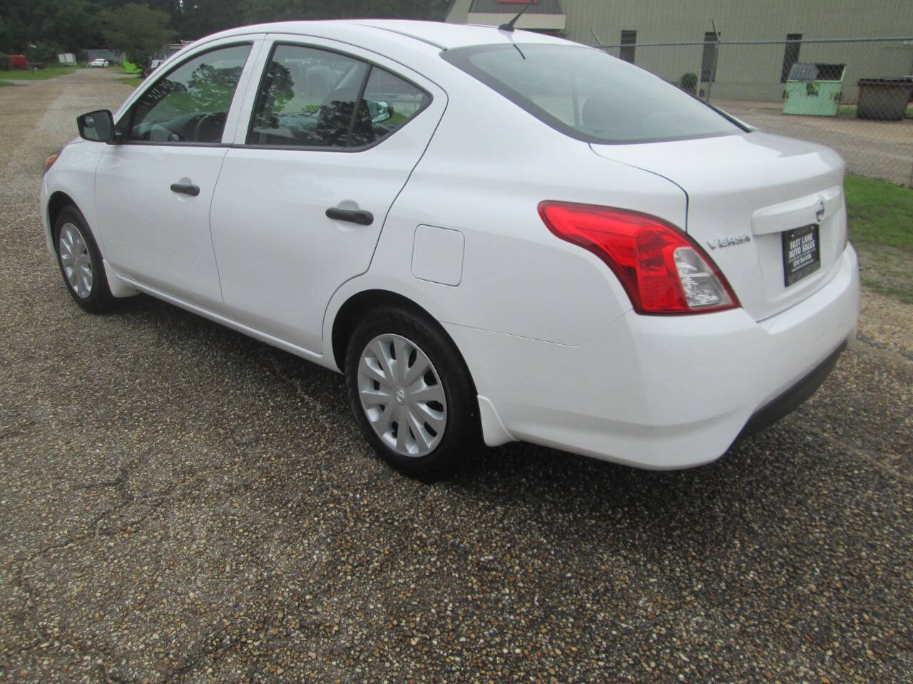 Used 2019 Nissan Versa S FWD image 13