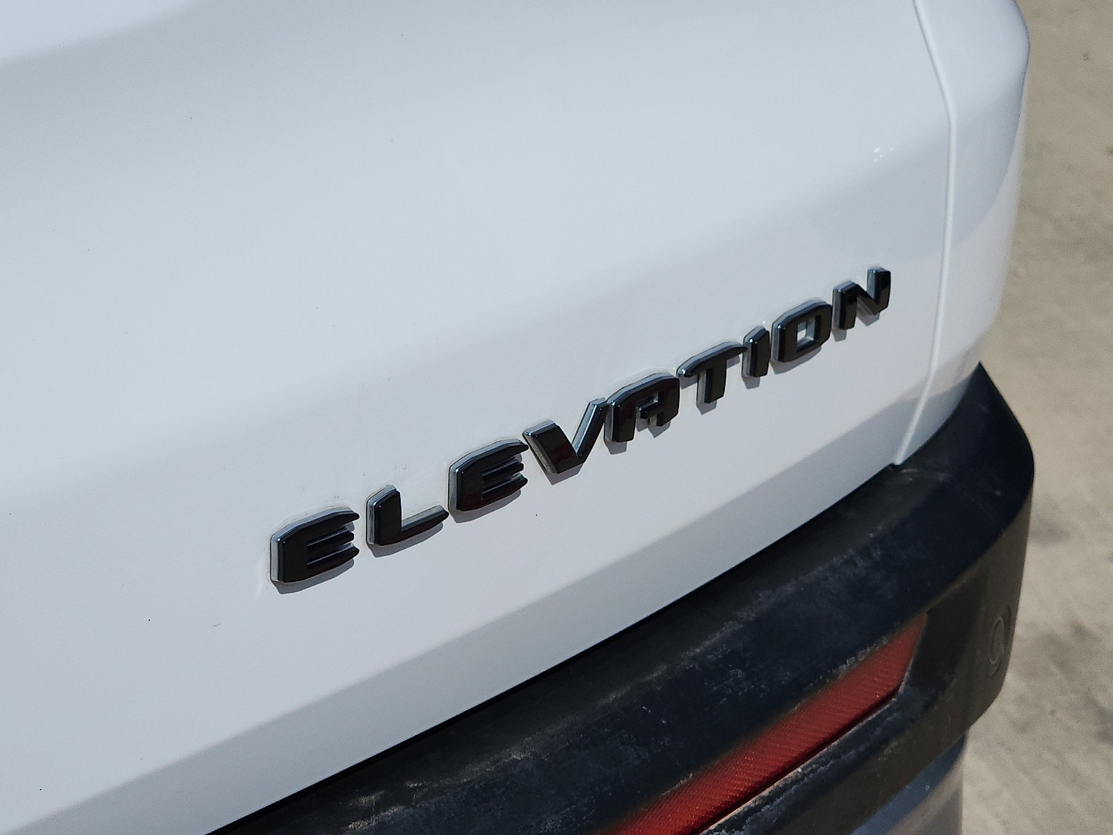 Used 2025 GMC Acadia Elevation w/ LPO, Floor Liner Package FWD image 9