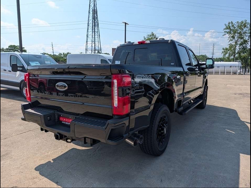 New 2026 Ford F350 Lariat w/ Black Appearance Package AWD/4WD image 3