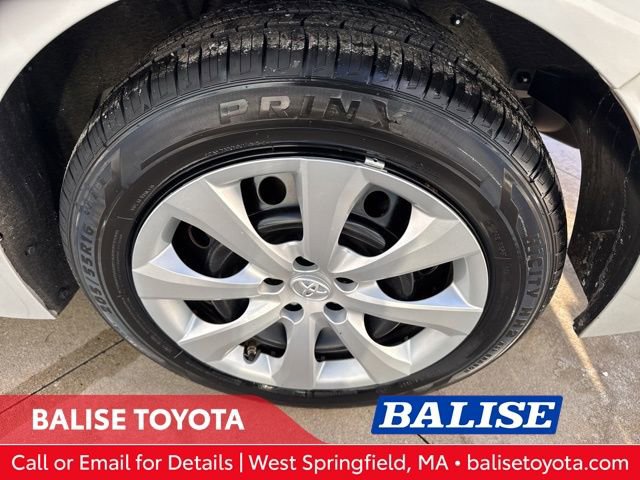 Used 2020 Toyota Corolla LE image 12