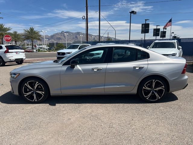 Used 2024 Volvo S60 B5 Core image 6