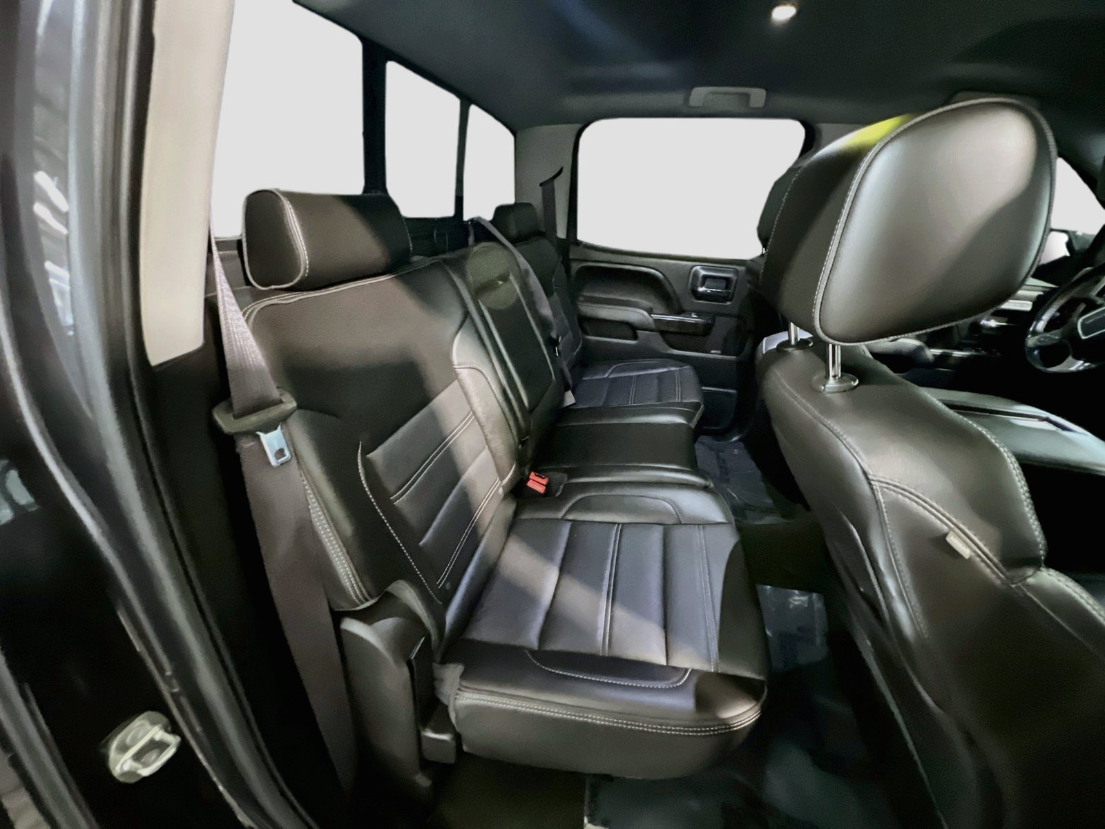 Used 2015 GMC Sierra 1500 Denali AWD/4WD image 18