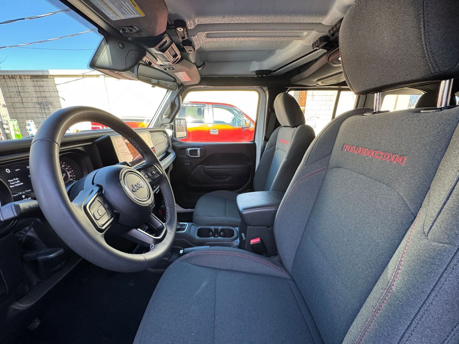 Used 2025 Jeep Wrangler Unlimited Rubicon image 25