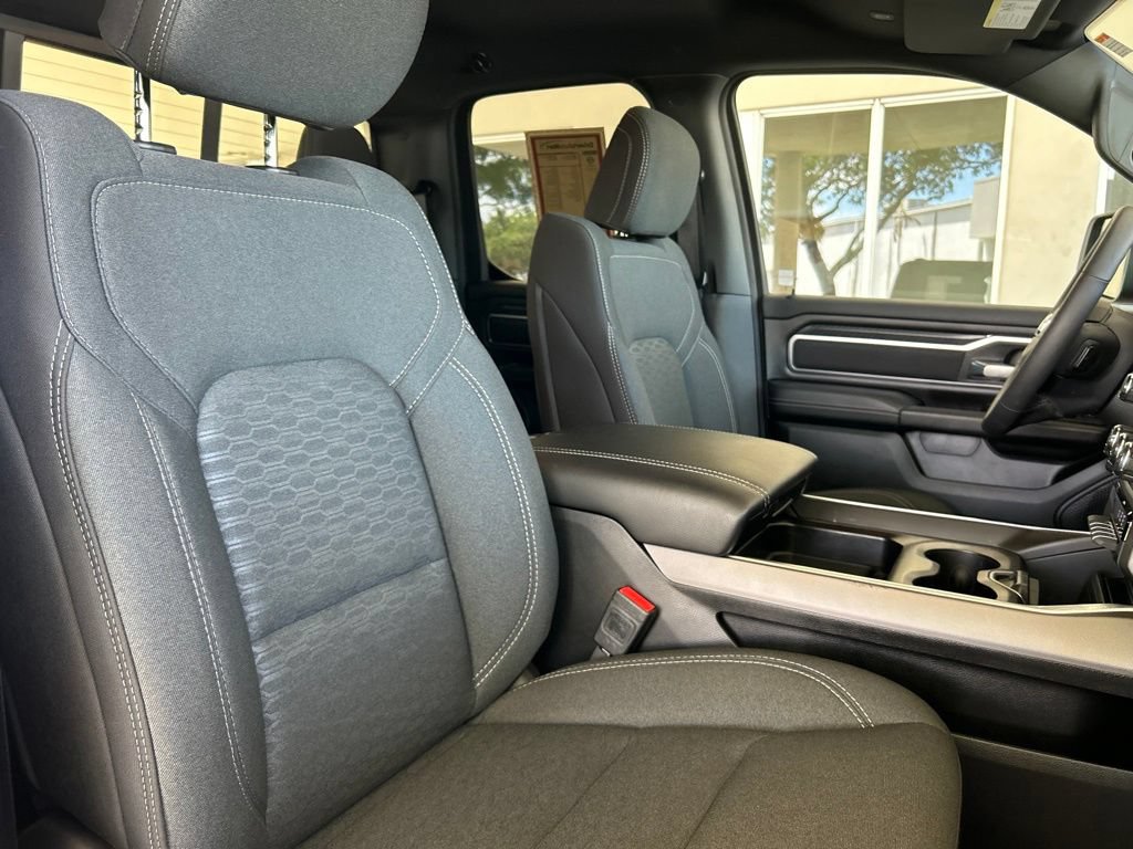 Used 2025 RAM 1500 Big Horn AWD/4WD image 25
