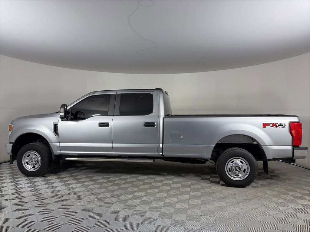 Used 2022 Ford F250 XL w/ Power Equipment Group AWD/4WD image 4