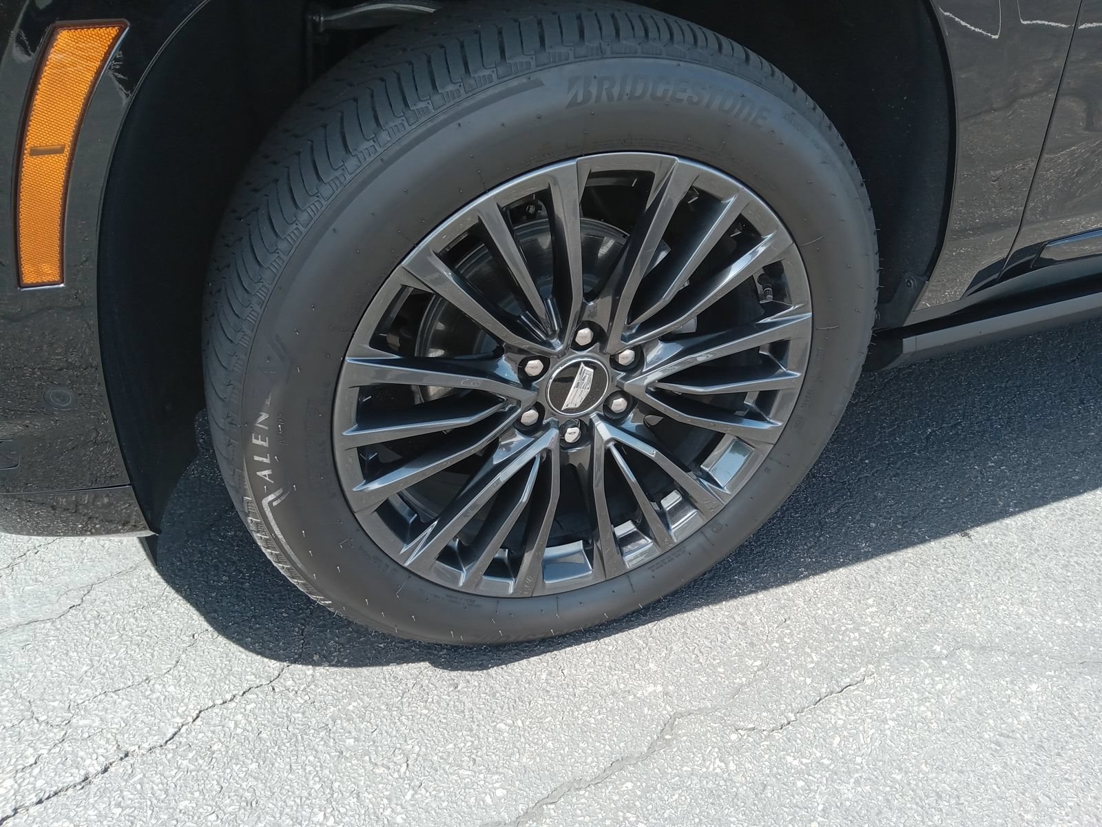 Certified 2026 Cadillac Escalade Platinum Sport AWD/4WD image 7