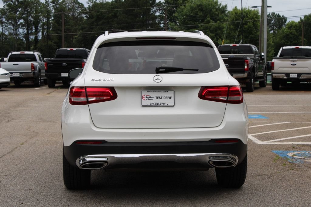 Used 2017 Mercedes-Benz GLC 300 image 7
