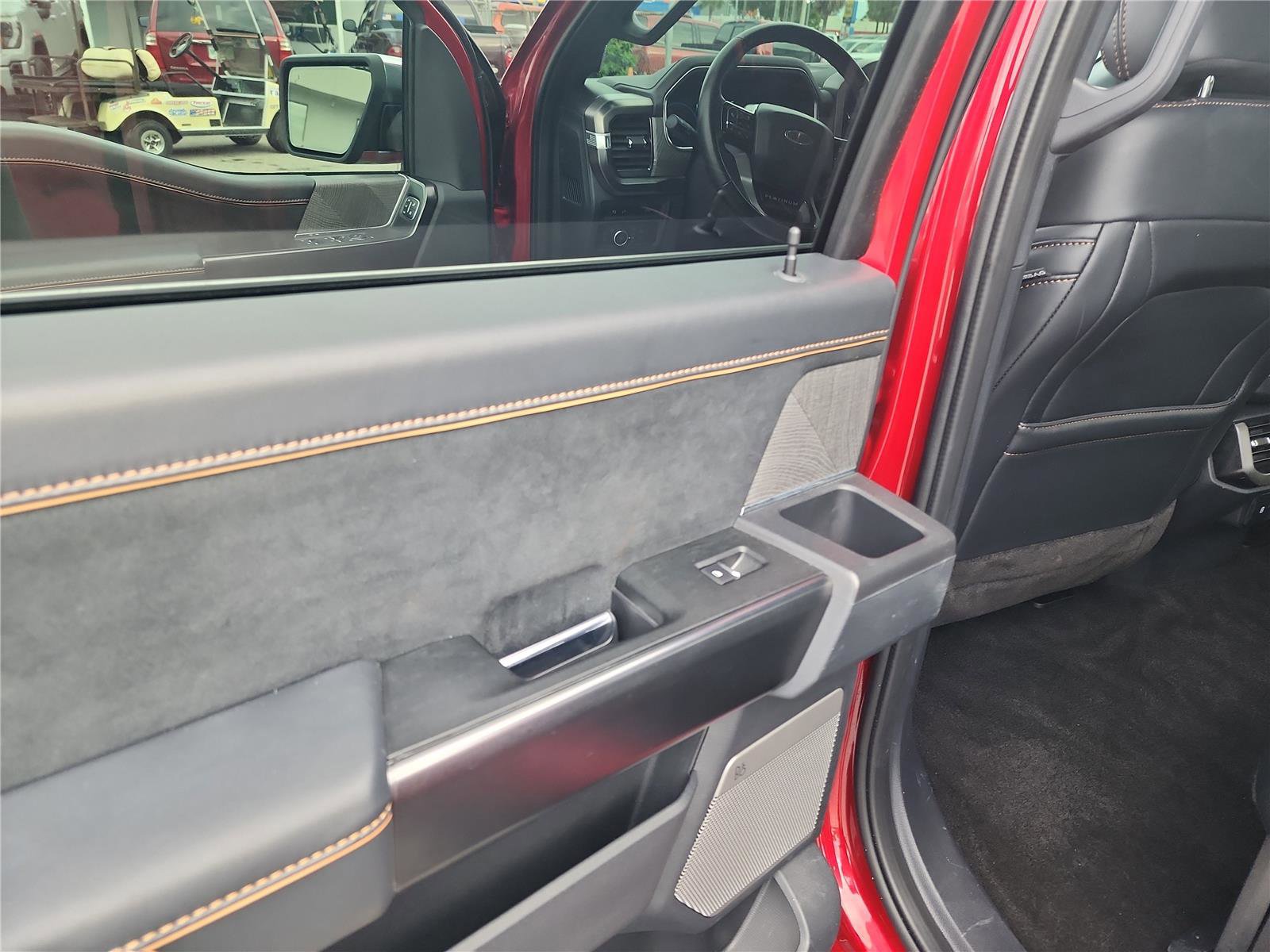 Certified 2022 Ford F150 Platinum w/ Max Trailer Tow Package image 21