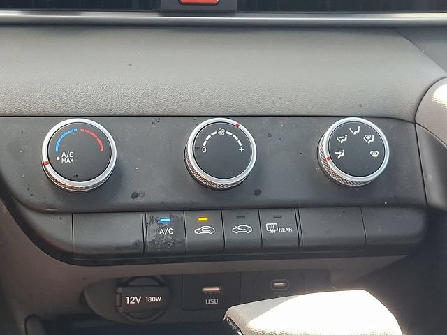 Certified 2026 Hyundai Elantra SE FWD image 15