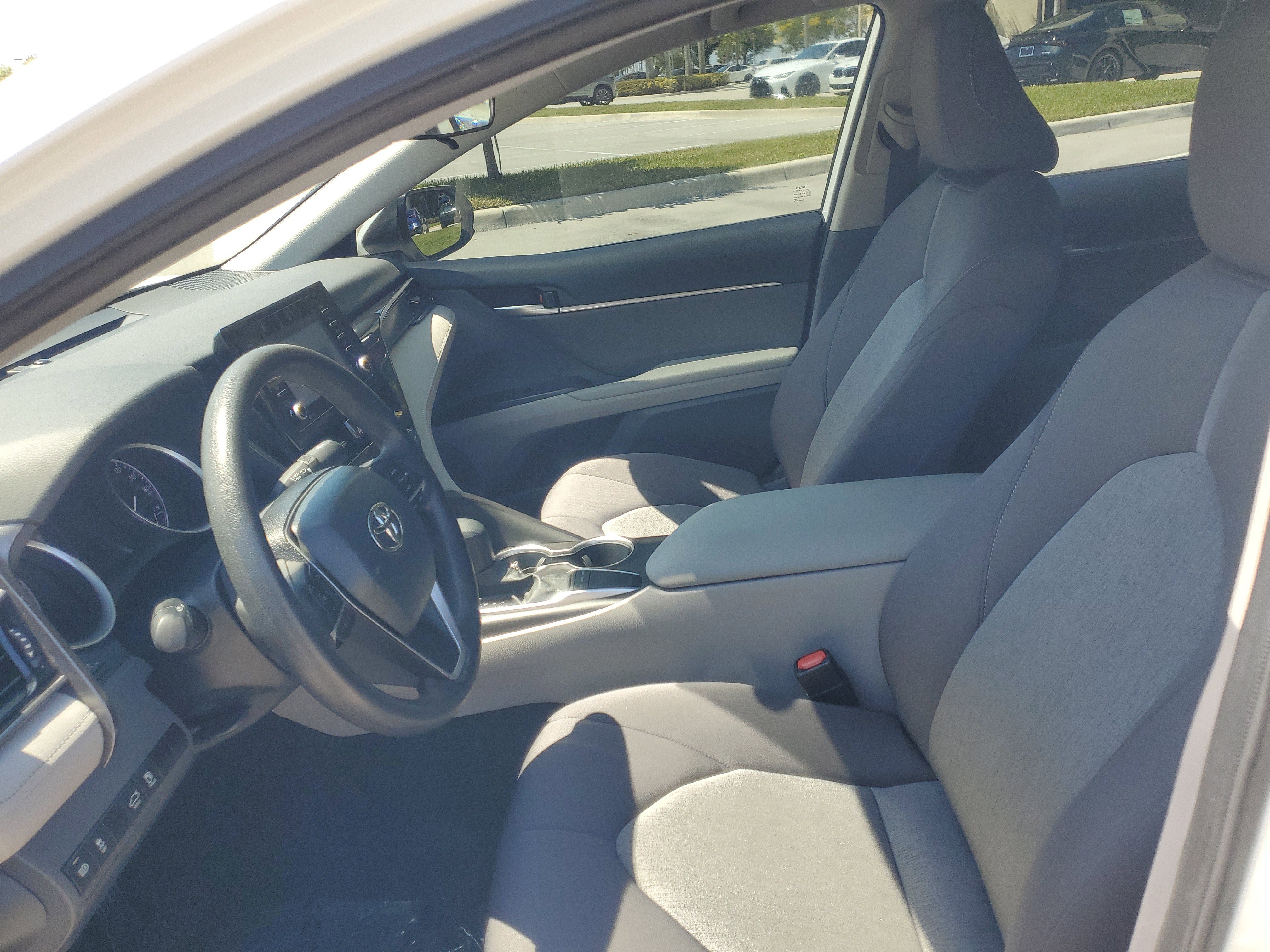 Used 2024 Toyota Camry LE FWD image 15