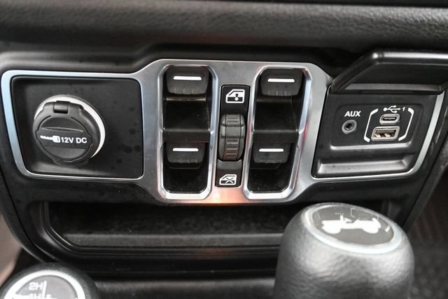 Used 2024 Jeep Wrangler Unlimited Sport AWD/4WD image 24