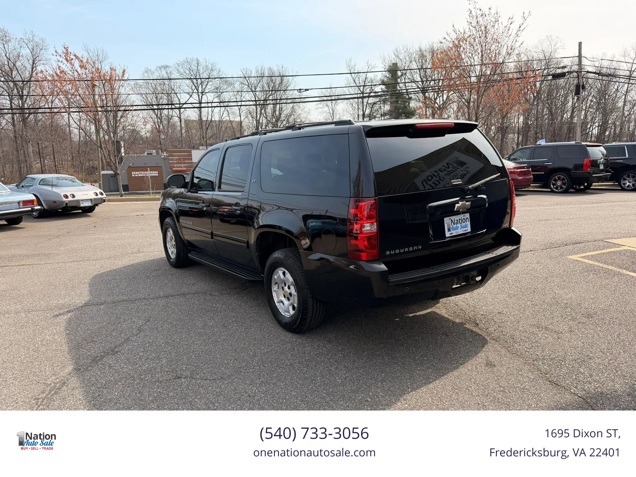 Used 2009 Chevrolet Suburban LT w/ Luxury Package AWD/4WD image 4
