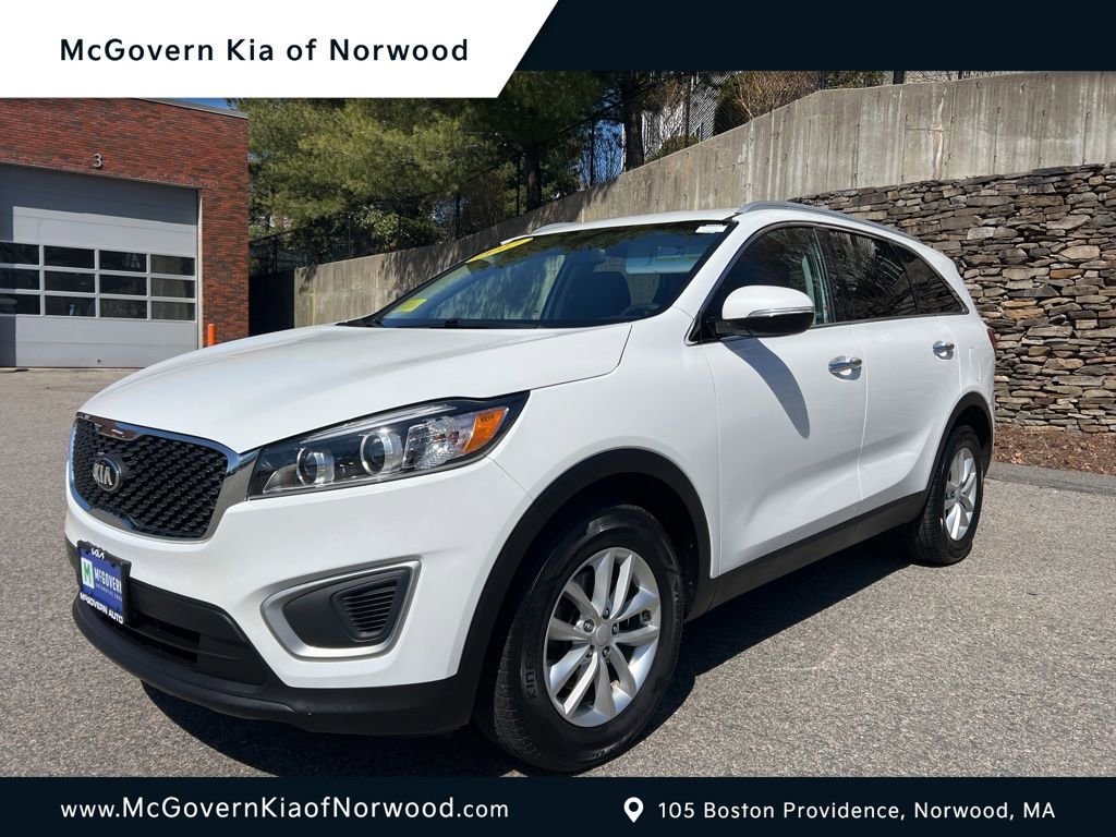 Used 2017 Kia Sorento LX image 1