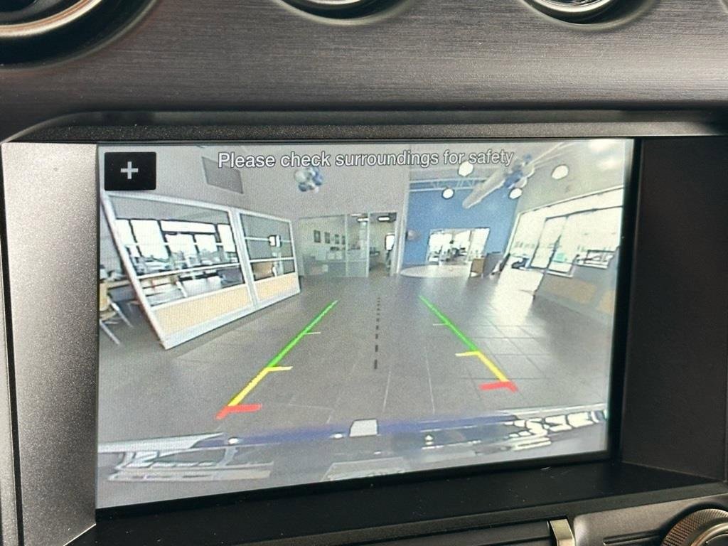 Used 2016 Ford Mustang Shelby GT350 w/ Technology Package image 10