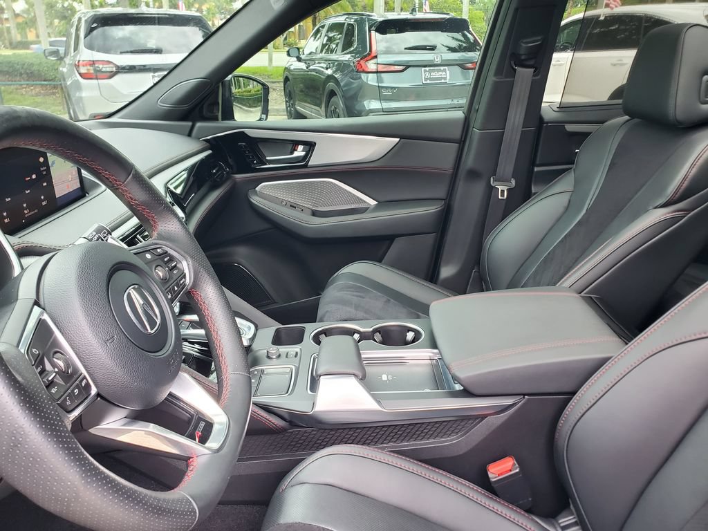 Used 2024 Acura MDX A-Spec AWD/4WD image 17