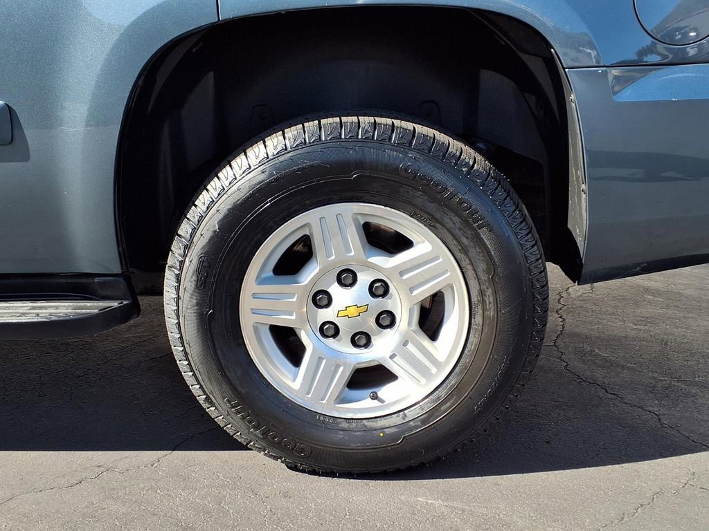 Used 2008 Chevrolet Tahoe LS image 4