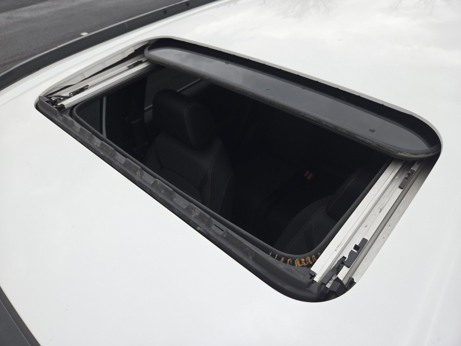 Certified 2023 Honda CR-V Sport image 4