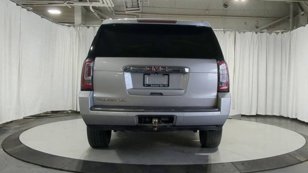 Used 2020 GMC Yukon XL Denali w/ Open Road Package AWD/4WD image 9