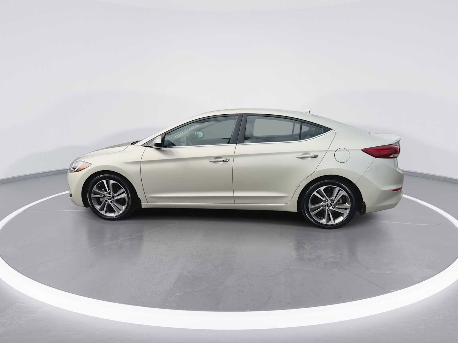 Used 2018 Hyundai Elantra Limited w/ Limited Ultimate Package 02 image 5