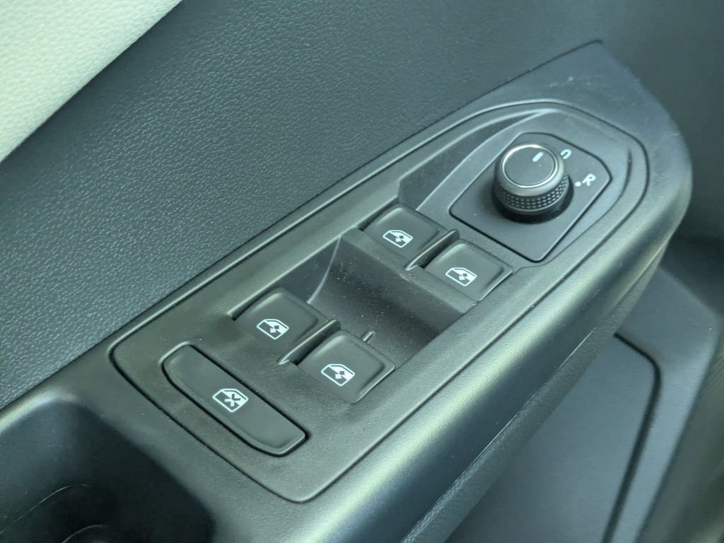 New 2026 Volkswagen Taos S FWD image 22