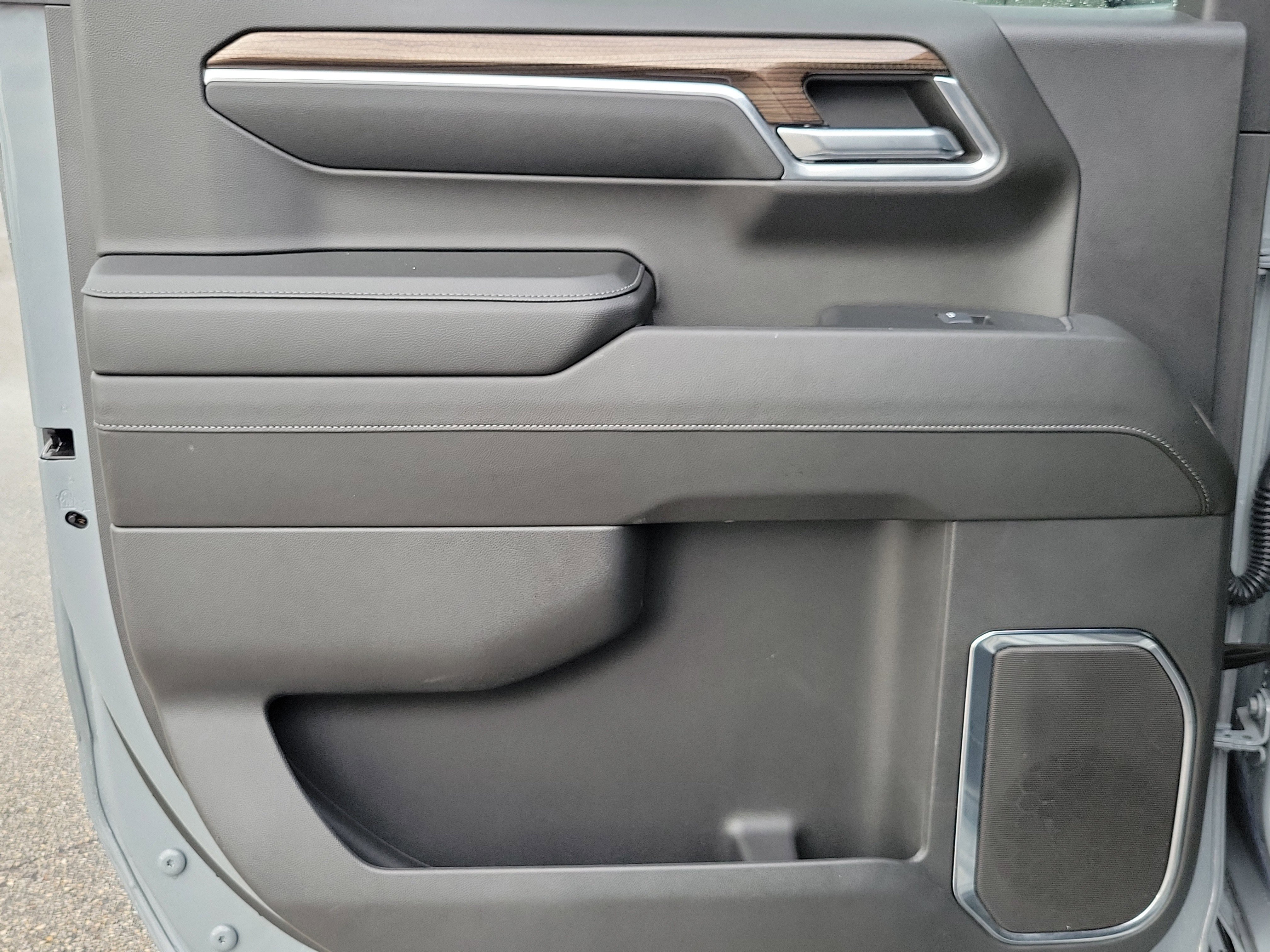 Used 2024 Chevrolet Silverado 1500 RST image 24