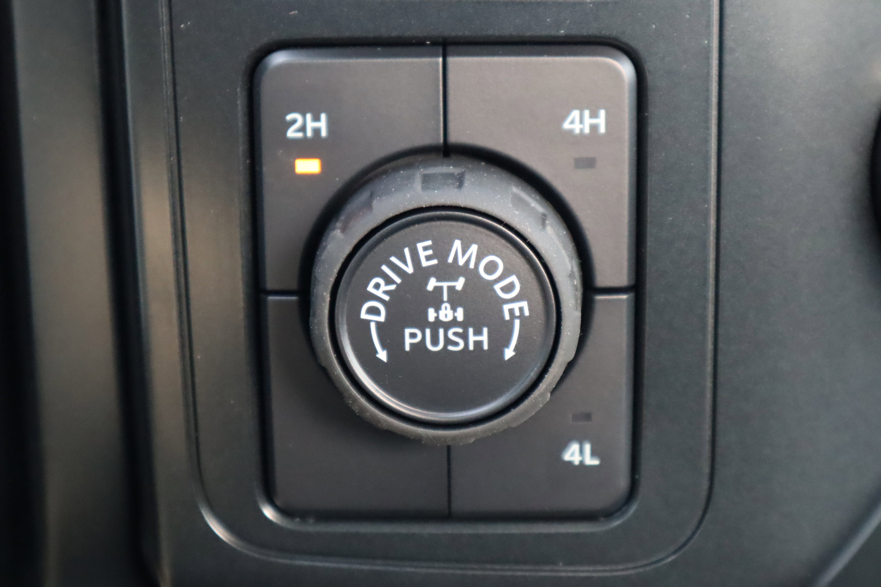 New 2025 Ford F150 XL w/ Equipment Group 103A High image 88