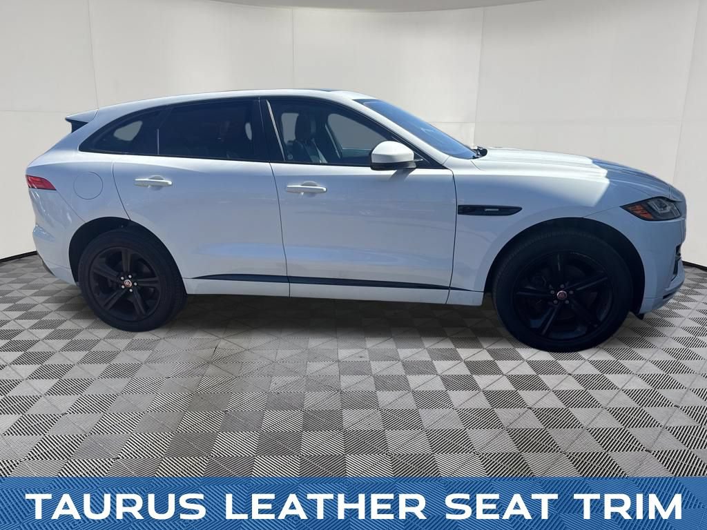 Used 2017 Jaguar F-PACE R-Sport AWD/4WD image 8