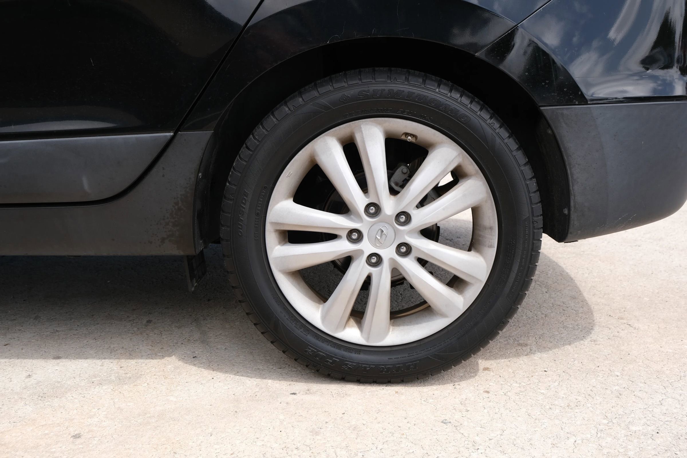 Used 2013 Hyundai Tucson Limited w/ Premium Pkg image 13