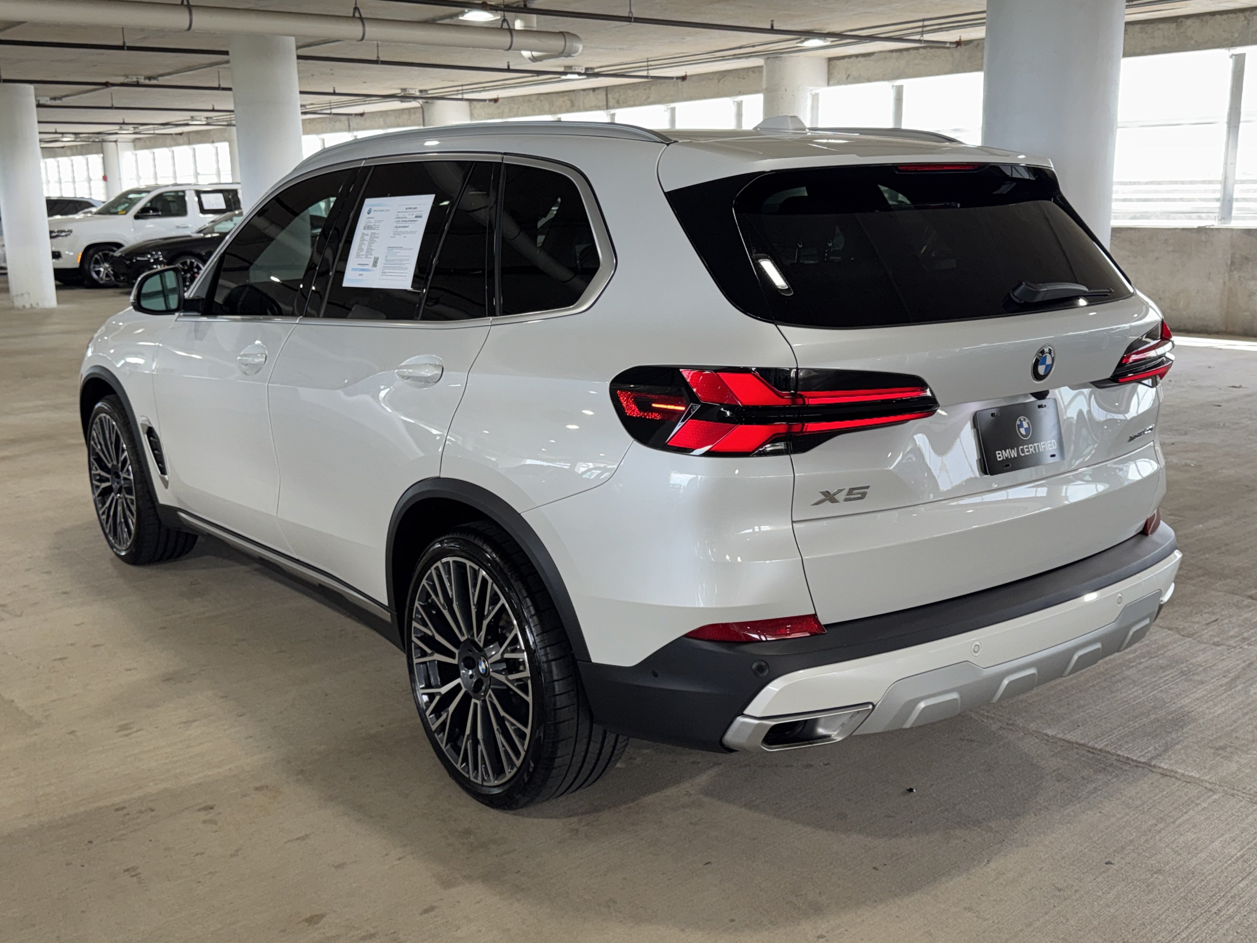 Used 2026 BMW X5 xDrive40i w/ Climate Comfort Package AWD/4WD image 6