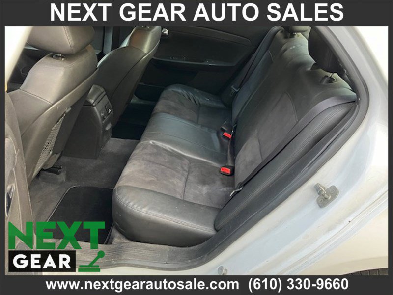 Used 2012 Chevrolet Malibu LT w/ Sunroof Package image 6