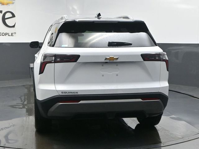 New 2026 Chevrolet Equinox LT w/ LPO, Floor Liner Package image 13