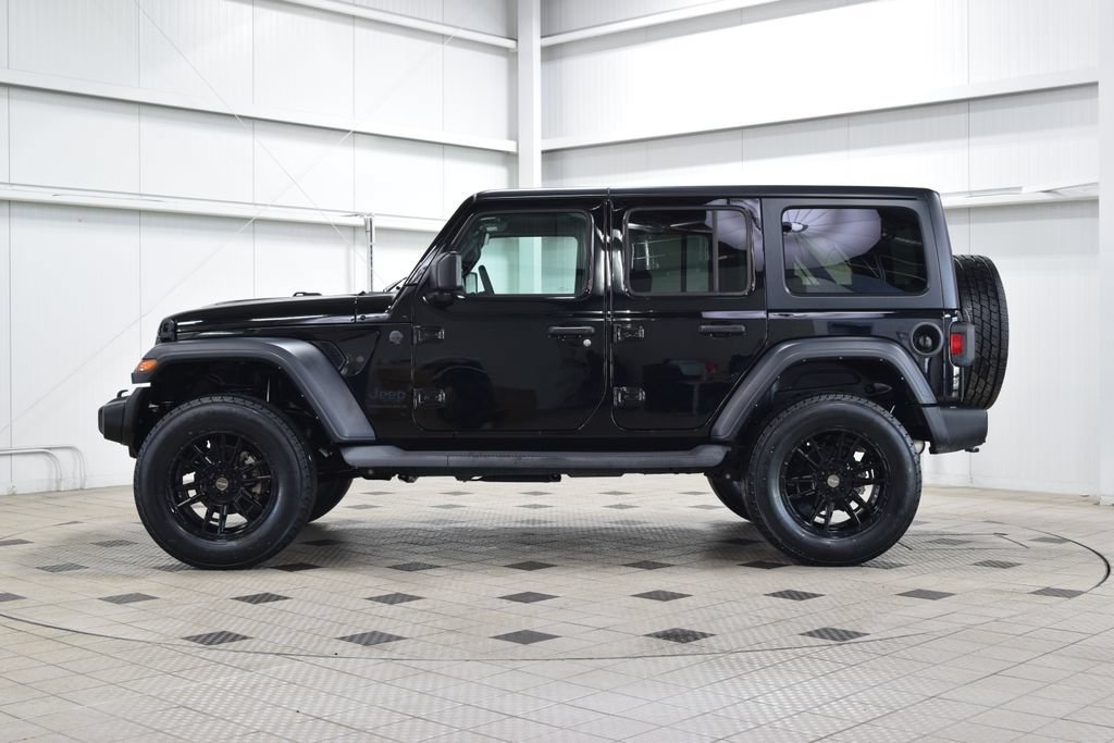 Used 2024 Jeep Wrangler Unlimited Sport AWD/4WD image 4
