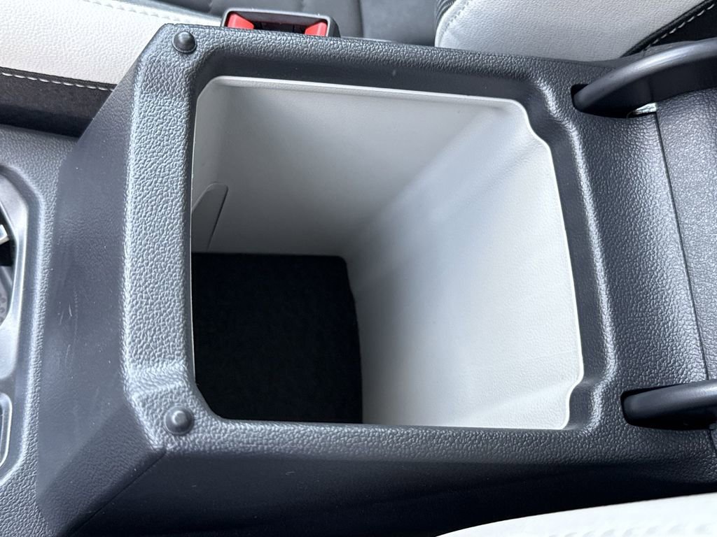 New 2025 Volkswagen Taos SE AWD/4WD image 40