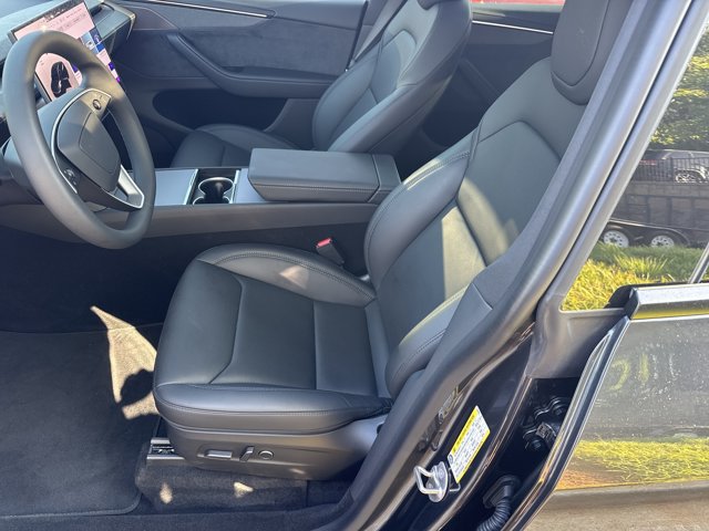 Used 2026 Tesla Model Y 2WD image 10