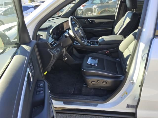 Used 2025 Buick Enclave Sport Touring w/ Super Cruise Package image 7