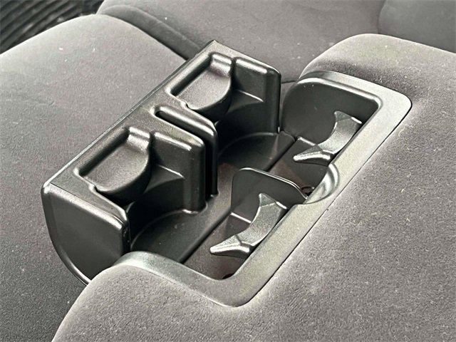 Used 2017 Nissan Armada SV image 12