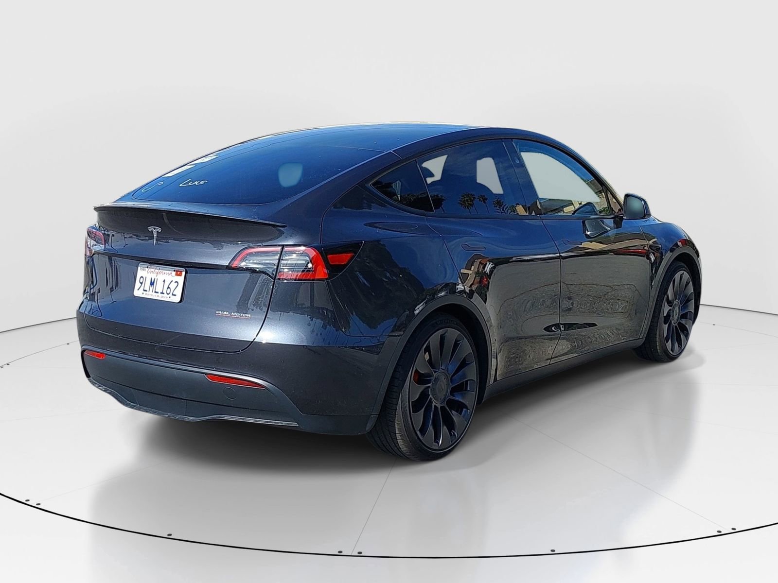 Used 2024 Tesla Model Y Performance image 7