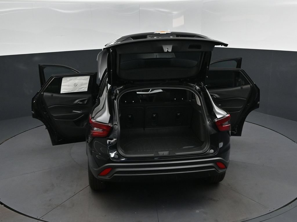New 2026 Chevrolet Trax LS w/ LS Convenience Package FWD image 48