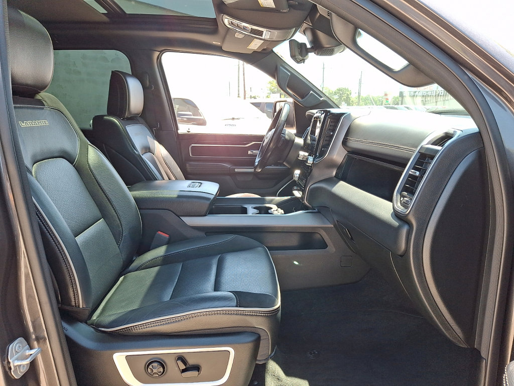 Used 2021 RAM 1500 Laramie AWD/4WD image 12