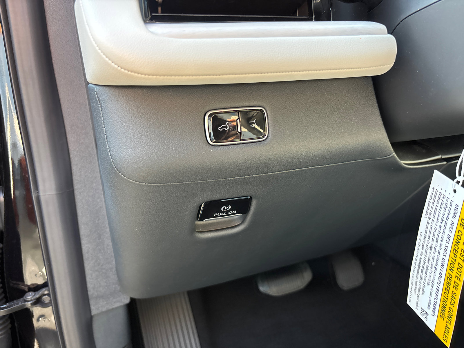 New 2025 Lincoln Navigator L Reserve image 13