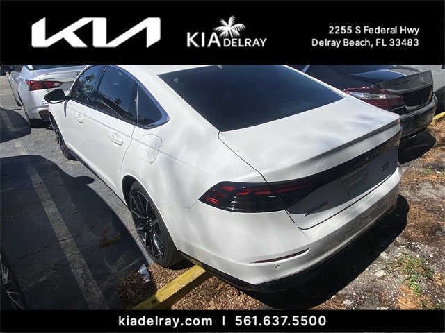 Used 2023 Honda Accord Touring image 4