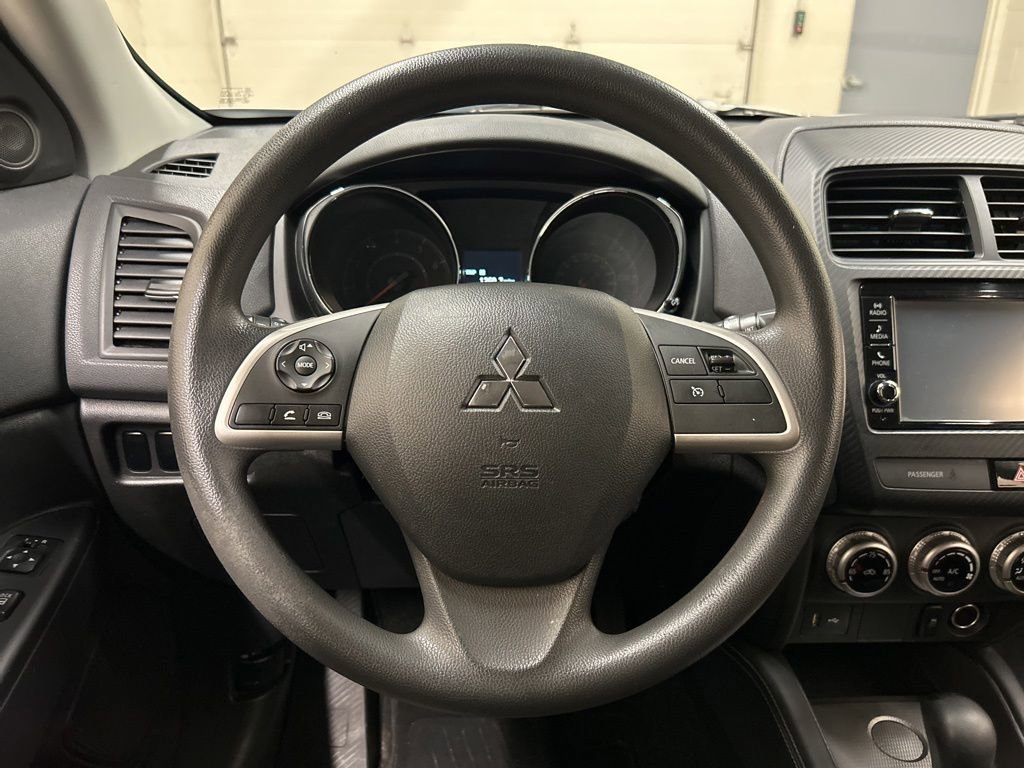 Used 2020 Mitsubishi Outlander Sport ES FWD image 17