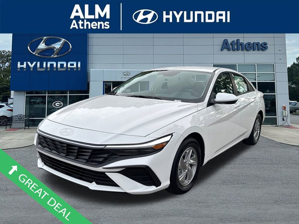 New 2025 Hyundai Elantra SE